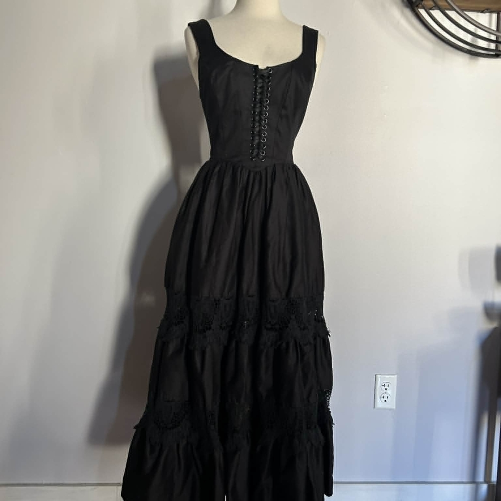 Black Lace-Panel Maxi Dress - Unbranded